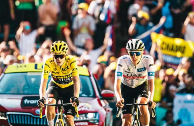 Йонас Вингегард и Тадей Погачар выиграли четыре последних "Тур де Франс".