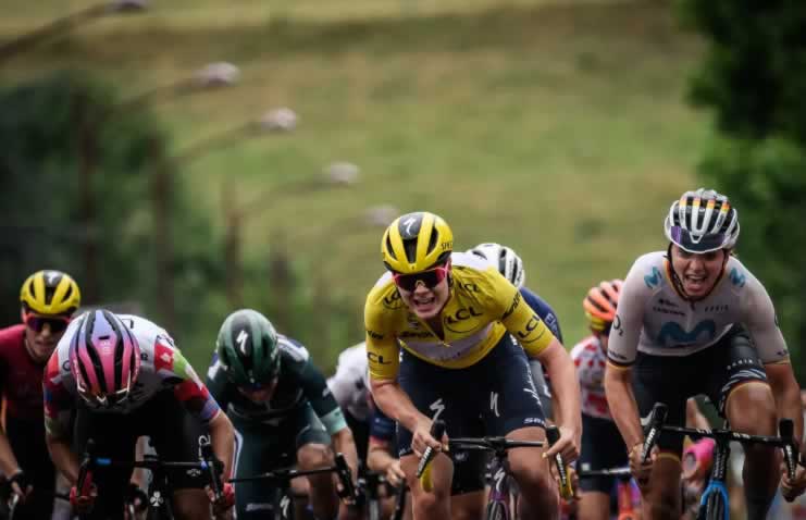 Лотта Копецки и Лиана Липперт на женском Тур де Франс