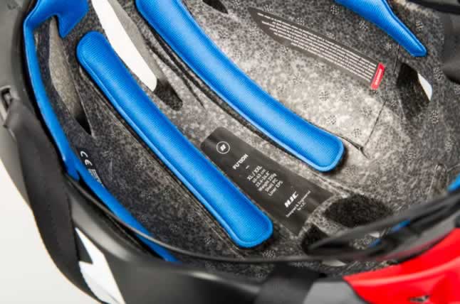 Лучшие велосипедные шлемы имеют съемную подкладку, поэтому ее можно стирать.