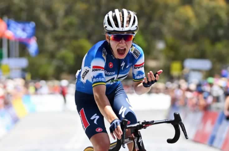 Сара Джиганте выиграла гонку Tour Down Under, одержав победу на горе Виллунга