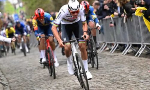 Матье ван дер Поэль - один из главных фаворитов воскресной гонки "Тур Фландрии 2024"
