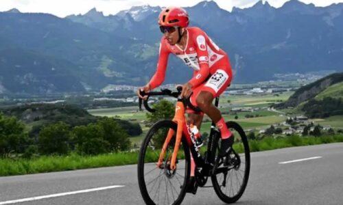 Иган Бернал на 8-м этапе гонки на время на "Тур Швейцарии 2024"