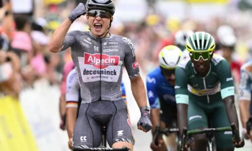 Тур де Франс 2024: Яспер Филипсен (Alpecin-Deceuninck) выигрывает спринт на 10-м этапе